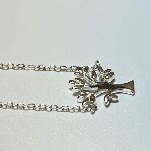 Kohl's Tree of Life Necklace Sterling Silver Charm 1mm Trace Chain 18in Long - Picture 13 of 14